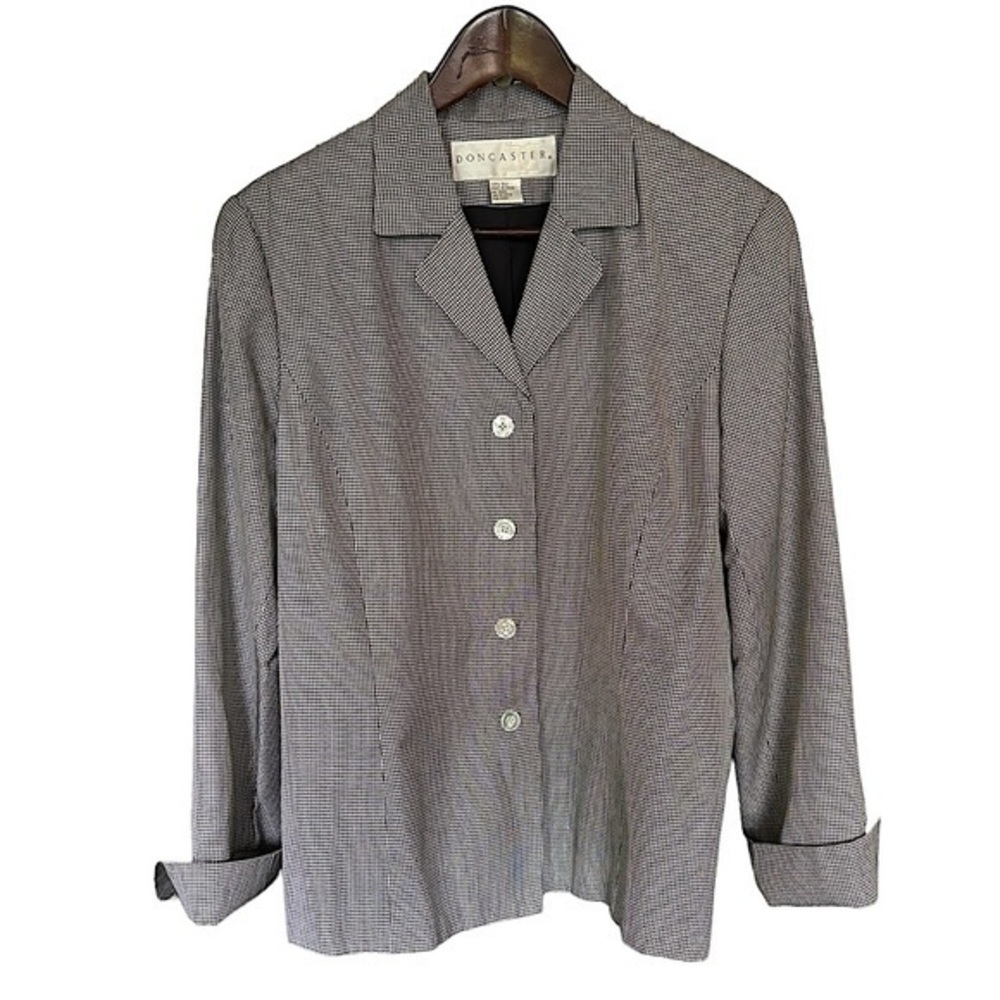 Doncaster Black and White Mini Houndstooth Silk Blazer Size 12